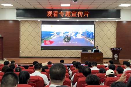 0cf33bda95015c8d115d9d00f7cb0380